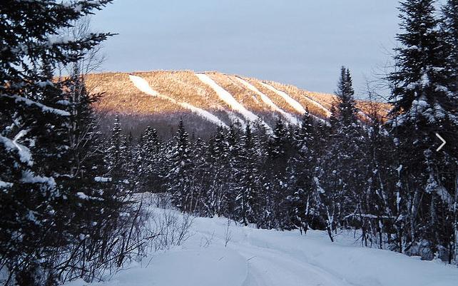 Le Ti Moose Villa La Malbaie Eksteriør bilde