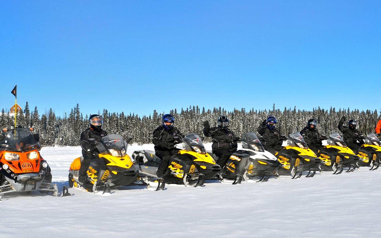 Le Ti Moose Villa La Malbaie Eksteriør bilde